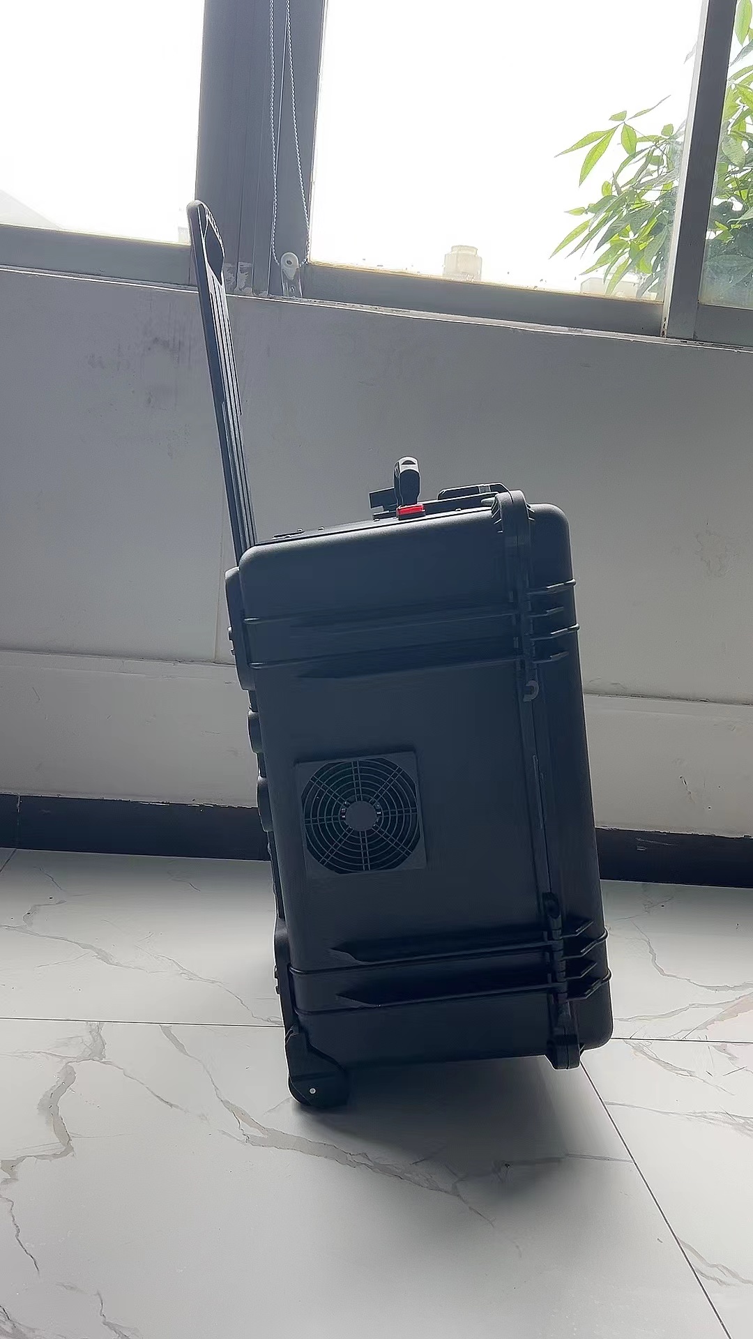 杏花岭手拉箱型移动通信干扰器